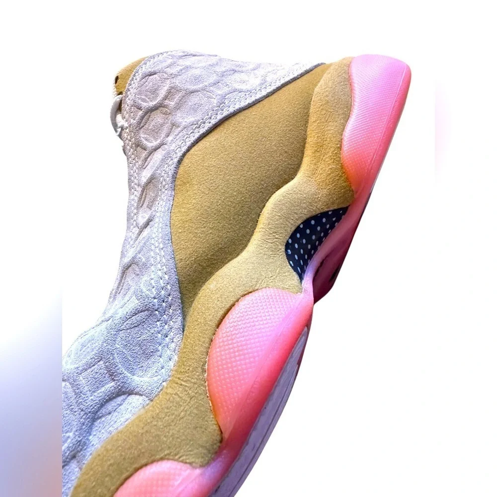 WOMEN’S JORDAN ‘B’ RETRO 2013 SIZE 8 SUEDE